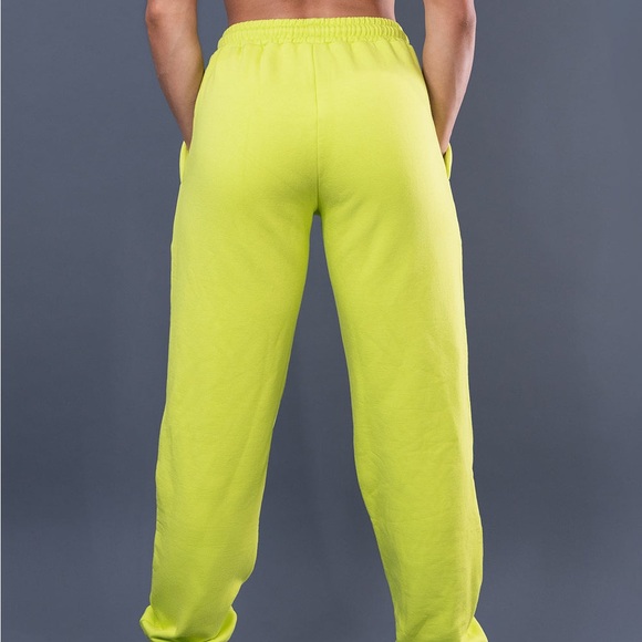 Neon jogger hoodie set Violatethedresscode - Picture 4 of 9